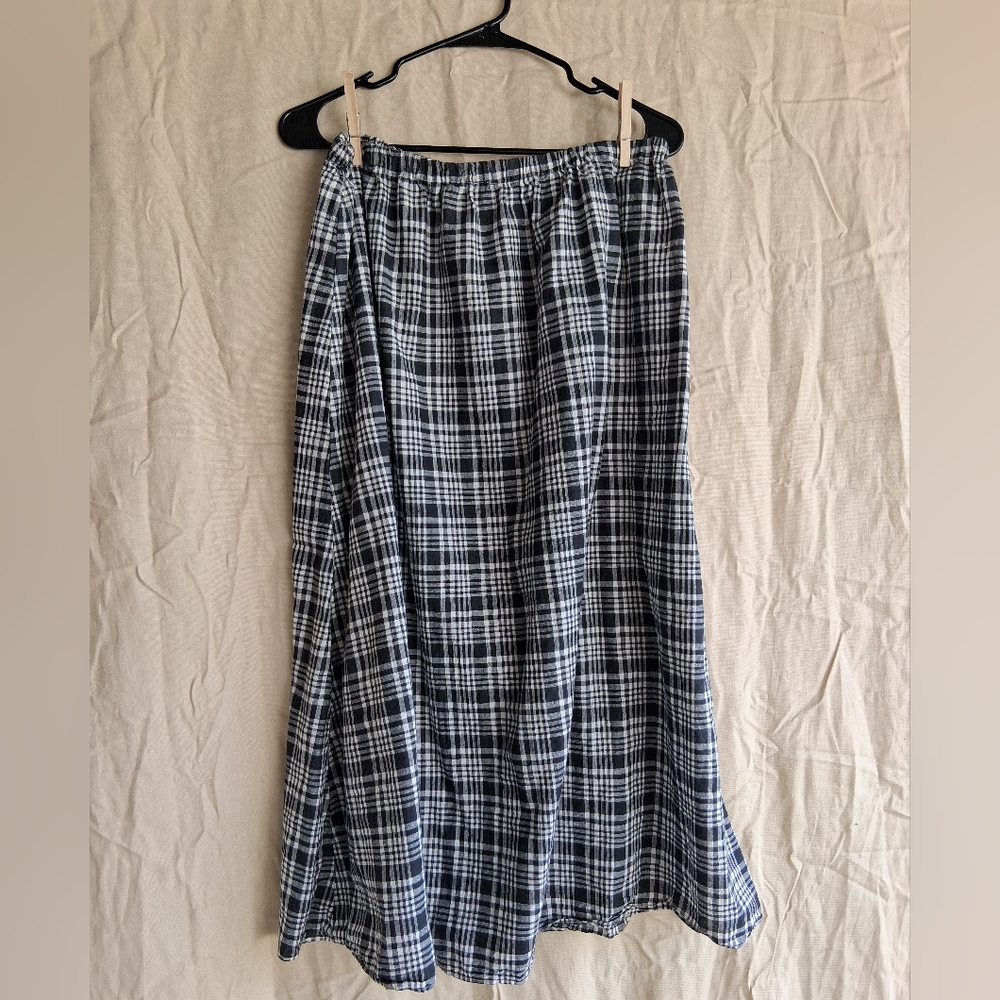 Chic Low Rise Black and White Checkered A-Line Skirt